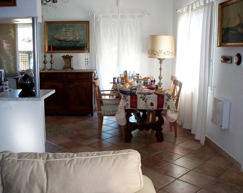 La Tana Del Tasso Ventimiglia Bed & Breakfast Ngoại thất bức ảnh